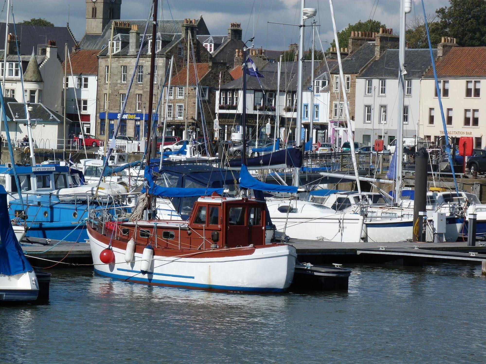The Waterfront Hotel Anstruther Exterior photo